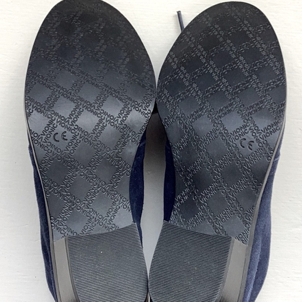 VIONIC NAVY BLUE SUEDE BOOTIES - Picture 2 of 8